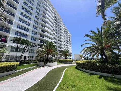 100 Lincoln Road Miami Beach FL 33139