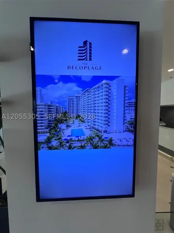 100 Lincoln Road Miami Beach FL 33139