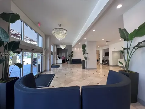 100 Lincoln Road Miami Beach FL 33139