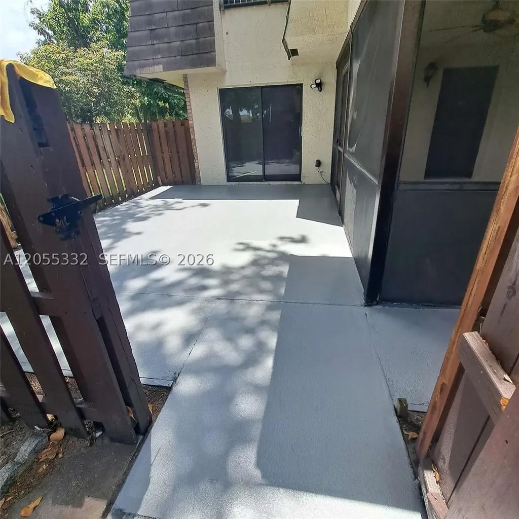 2501 NW 99th Avenue Coral Springs FL 33065