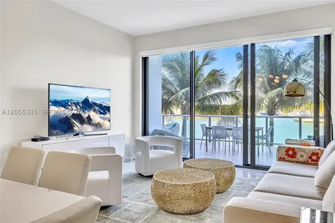 10201 E Bay Harbor Drive Bay Harbor Islands FL 33154