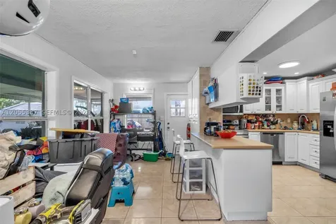 2729 Sunshine Boulevard Miramar FL 33023