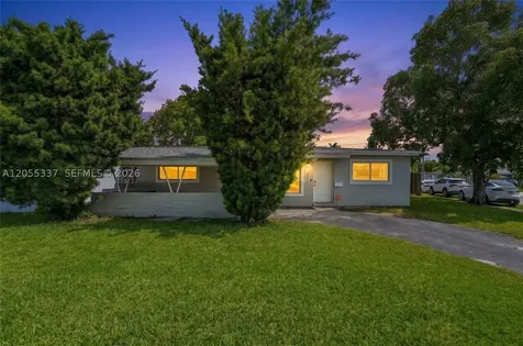 2729 Sunshine Boulevard Miramar FL 33023