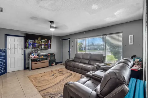 2729 Sunshine Boulevard Miramar FL 33023