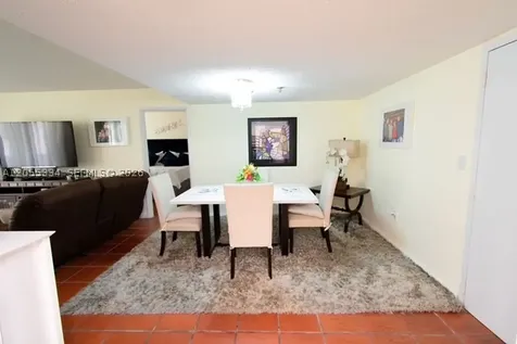 1621 Collins Avenue Miami Beach FL 33139