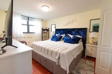 1621 Collins Avenue Miami Beach FL 33139