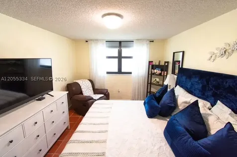 1621 Collins Avenue Miami Beach FL 33139