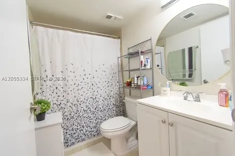1621 Collins Avenue Miami Beach FL 33139
