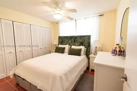 1621 Collins Avenue Miami Beach FL 33139