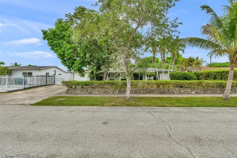 9921 SW 165th Terrace Miami FL 33157
