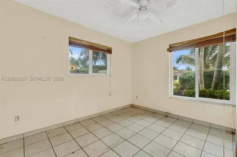 9921 SW 165th Terrace Miami FL 33157