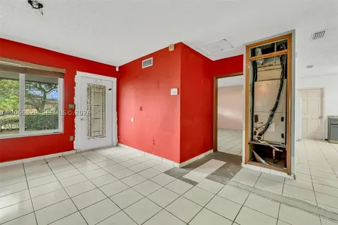9921 SW 165th Terrace Miami FL 33157