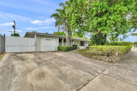 9921 SW 165th Terrace Miami FL 33157