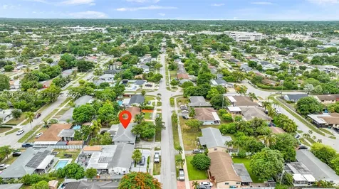 9921 SW 165th Terrace Miami FL 33157