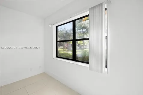 8290 Lake Drive Doral FL 33166