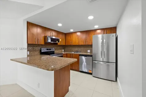 8290 Lake Drive Doral FL 33166