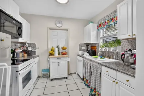 3501 SW 40th Avenue West Park FL 33023