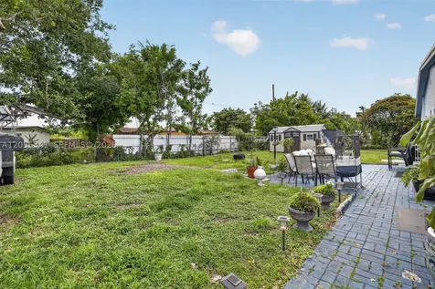 3501 SW 40th Avenue West Park FL 33023