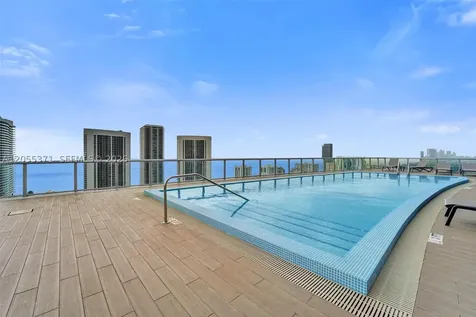 2600 E Hallandale Beach Boulevard Hallandale Beach FL 33009