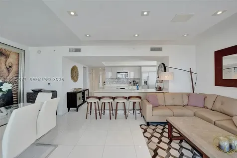 2600 E Hallandale Beach Boulevard Hallandale Beach FL 33009