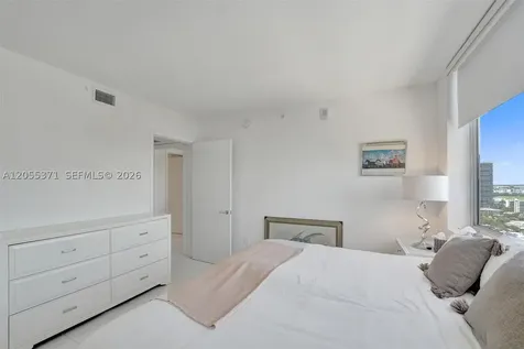 2600 E Hallandale Beach Boulevard Hallandale Beach FL 33009