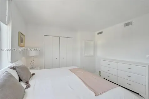 2600 E Hallandale Beach Boulevard Hallandale Beach FL 33009