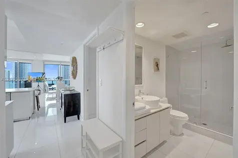 2600 E Hallandale Beach Boulevard Hallandale Beach FL 33009