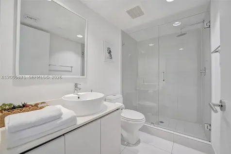 2600 E Hallandale Beach Boulevard Hallandale Beach FL 33009