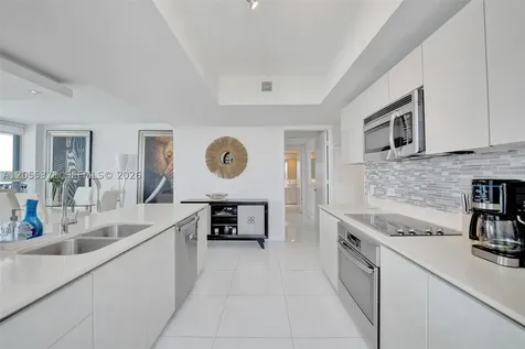2600 E Hallandale Beach Boulevard Hallandale Beach FL 33009