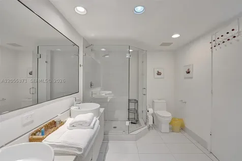 2600 E Hallandale Beach Boulevard Hallandale Beach FL 33009