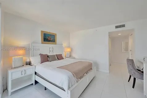 2600 E Hallandale Beach Boulevard Hallandale Beach FL 33009