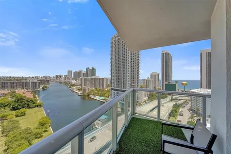 2600 E Hallandale Beach Boulevard Hallandale Beach FL 33009