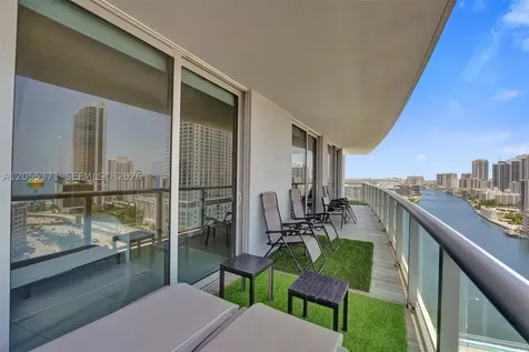 2600 E Hallandale Beach Boulevard Hallandale Beach FL 33009