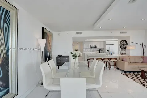 2600 E Hallandale Beach Boulevard Hallandale Beach FL 33009