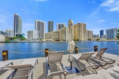 2600 E Hallandale Beach Boulevard Hallandale Beach FL 33009