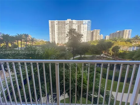 2801 NE 183rd Street Aventura FL 33160
