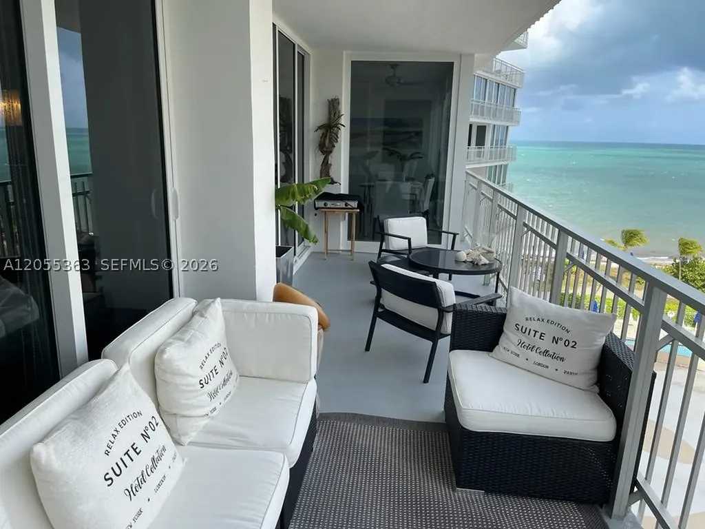 600 Grapetree Drive Key Biscayne FL 33149