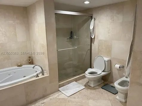 600 Grapetree Drive Key Biscayne FL 33149
