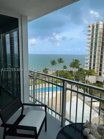 600 Grapetree Drive Key Biscayne FL 33149