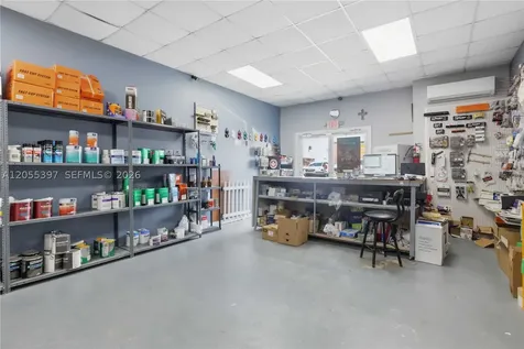 1081 E 47th Street Hialeah FL 33013
