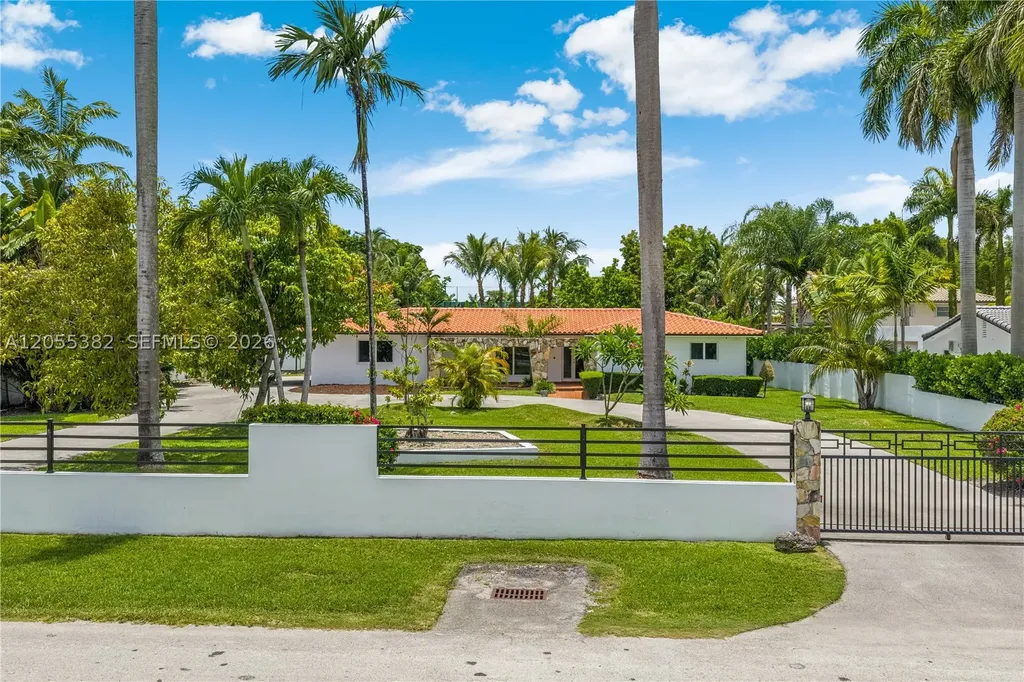 220 NW 130th Avenue Miami FL 33182