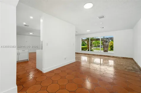 220 NW 130th Avenue Miami FL 33182