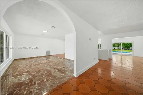 220 NW 130th Avenue Miami FL 33182