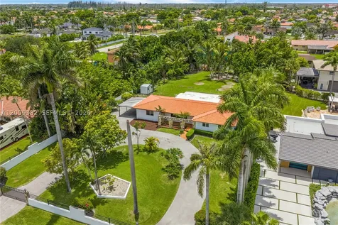 220 NW 130th Avenue Miami FL 33182