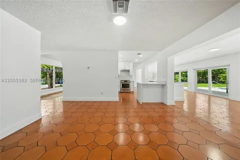 220 NW 130th Avenue Miami FL 33182