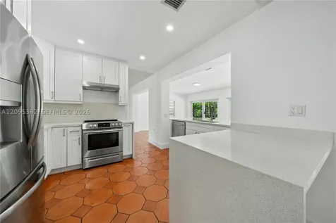 220 NW 130th Avenue Miami FL 33182