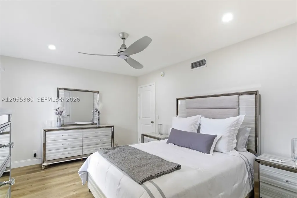 126 Piedmont C Delray Beach FL 33484