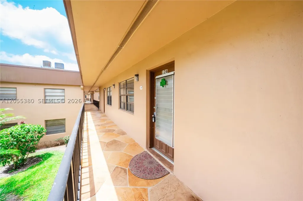 126 Piedmont C Delray Beach FL 33484