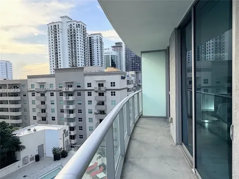 1100 S Miami Avenue Miami FL 33130