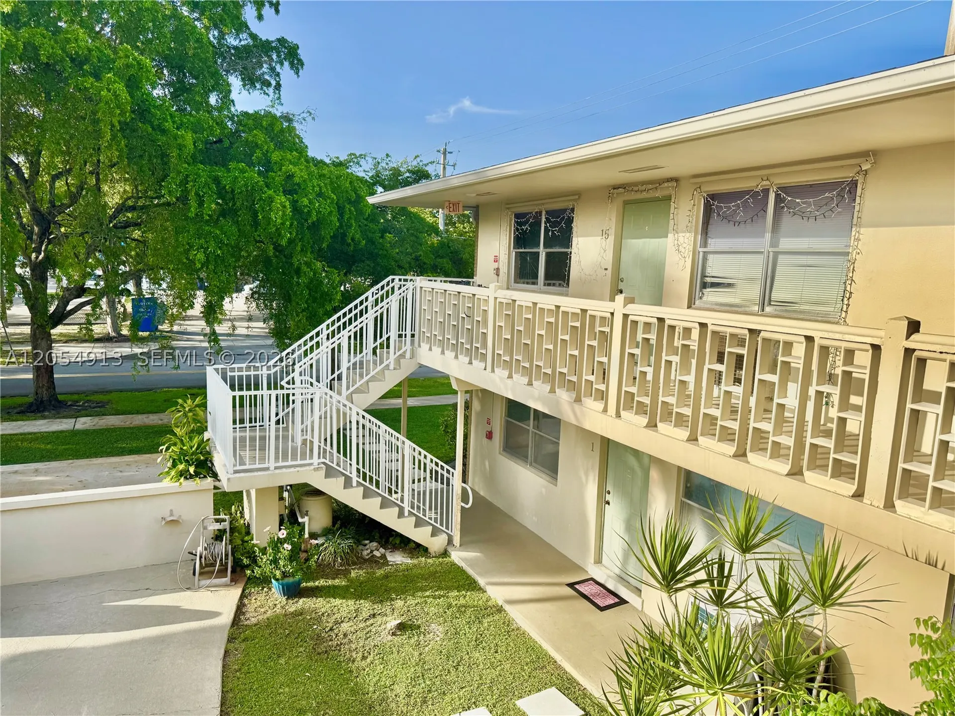 3500 Harrison Street Hollywood FL 33021